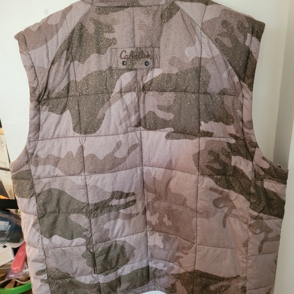 EUC Cabela's Outdoor Gear Camo Vest - Picture 3 of 5